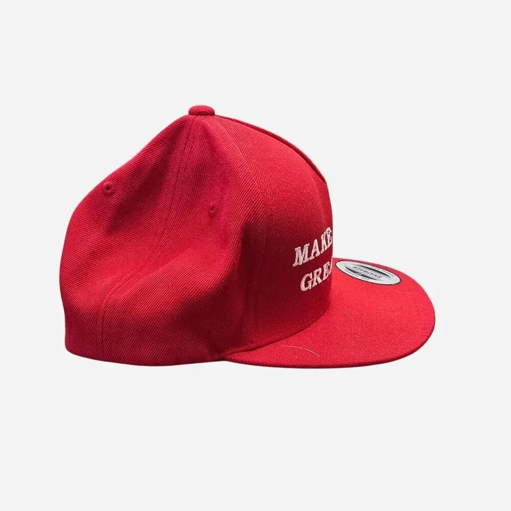 MAKE AMERICA GREAT AGAIN Men's adjustable snapback